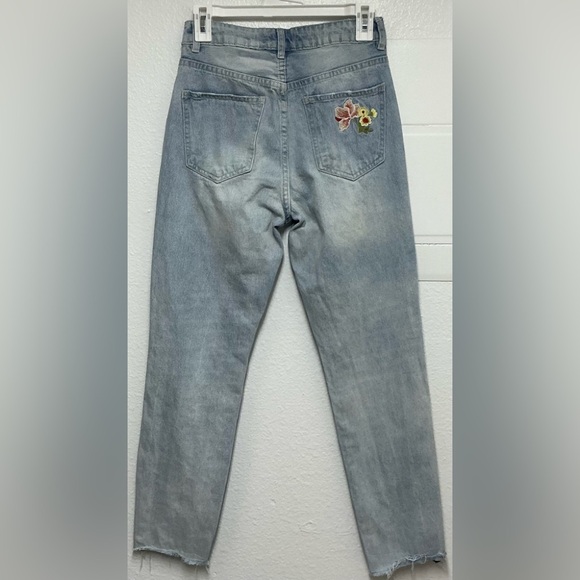 91 Cotton On Straight Leg Blue Jeans with Distressed Floral Design - Picture 3 of 13
